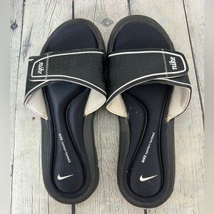 Nike Comfort Slide Memory Foam Sandals size 8 women’s